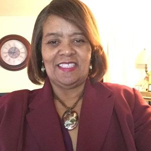 Meet your Posher, Debra